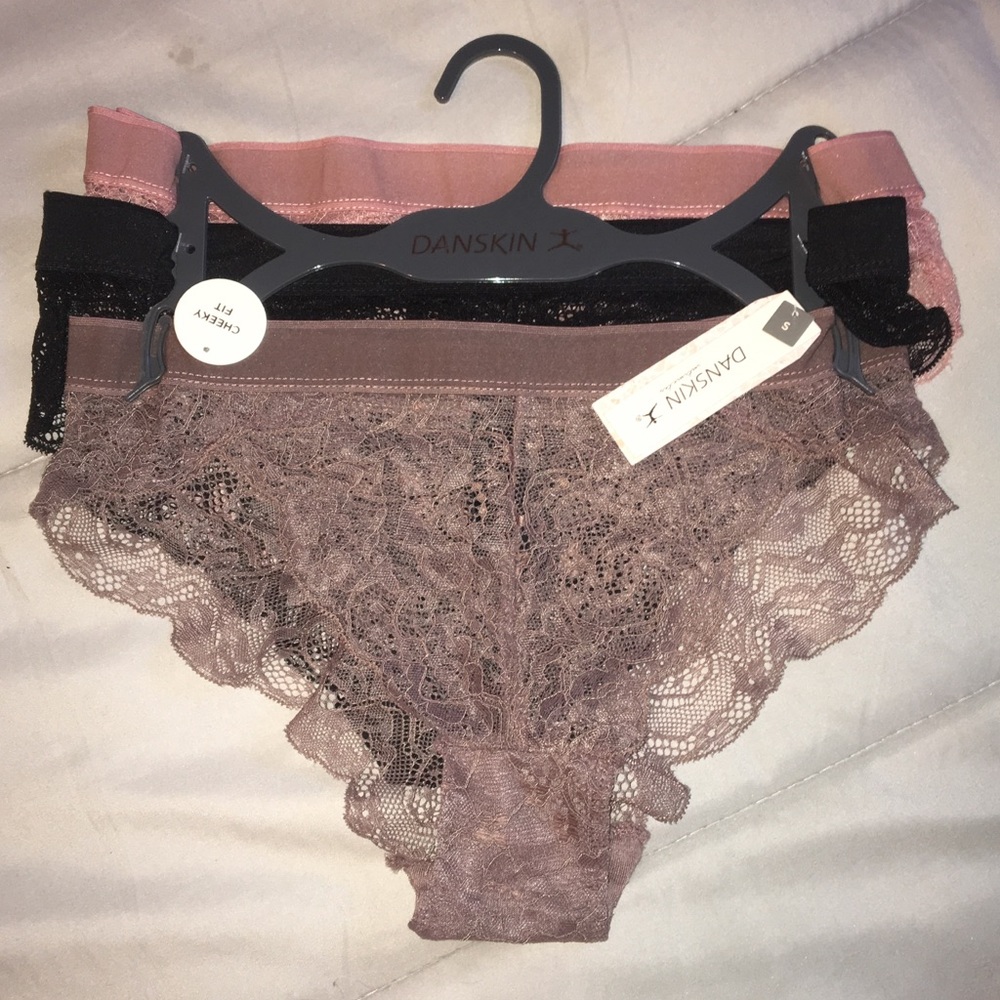 NWT 3– never worn lace cheeky fit